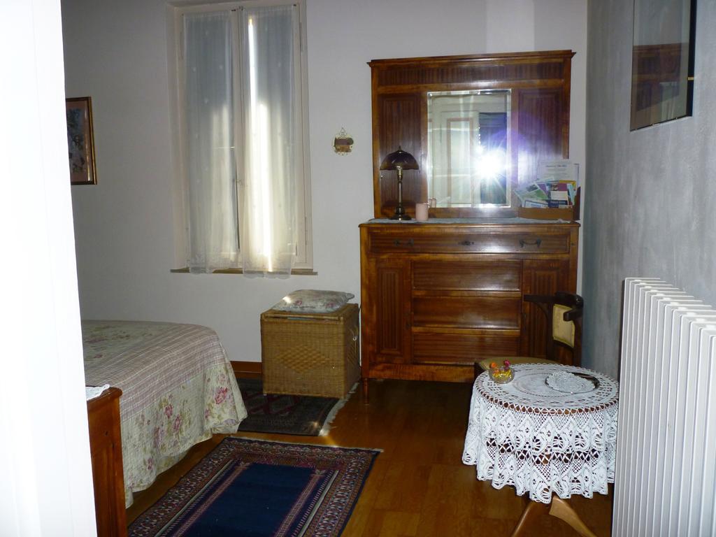 B&B Villa dei Pini Domegliara Zimmer foto